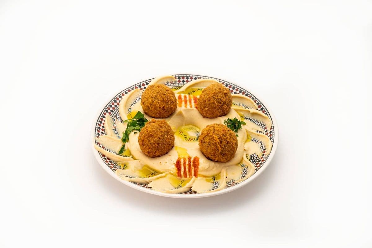 Humus cu shaworma de vită