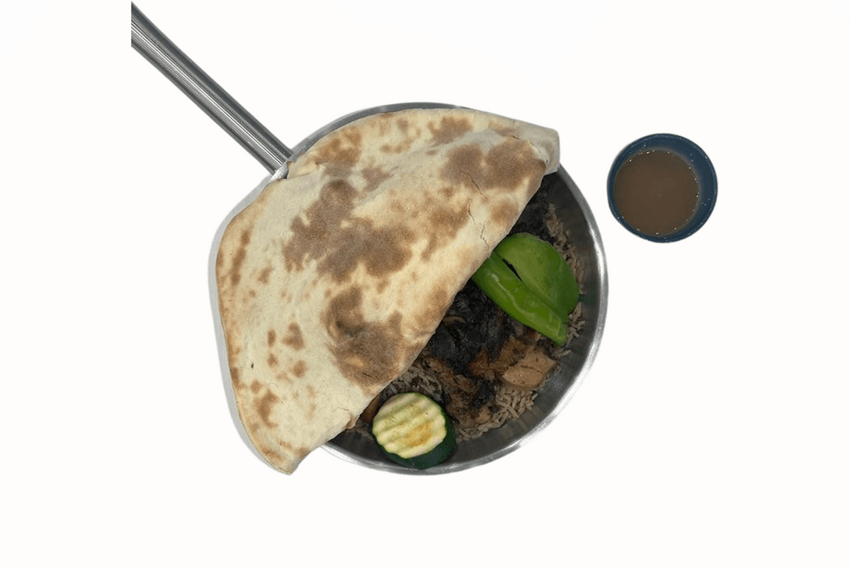 Orez biryani cu carne de pui